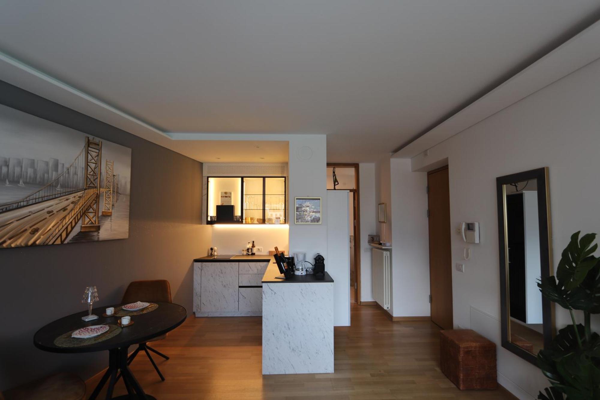 Ausblick Kleinjuwel Mit Panoramablick + Garage Apartment Merano Ngoại thất bức ảnh