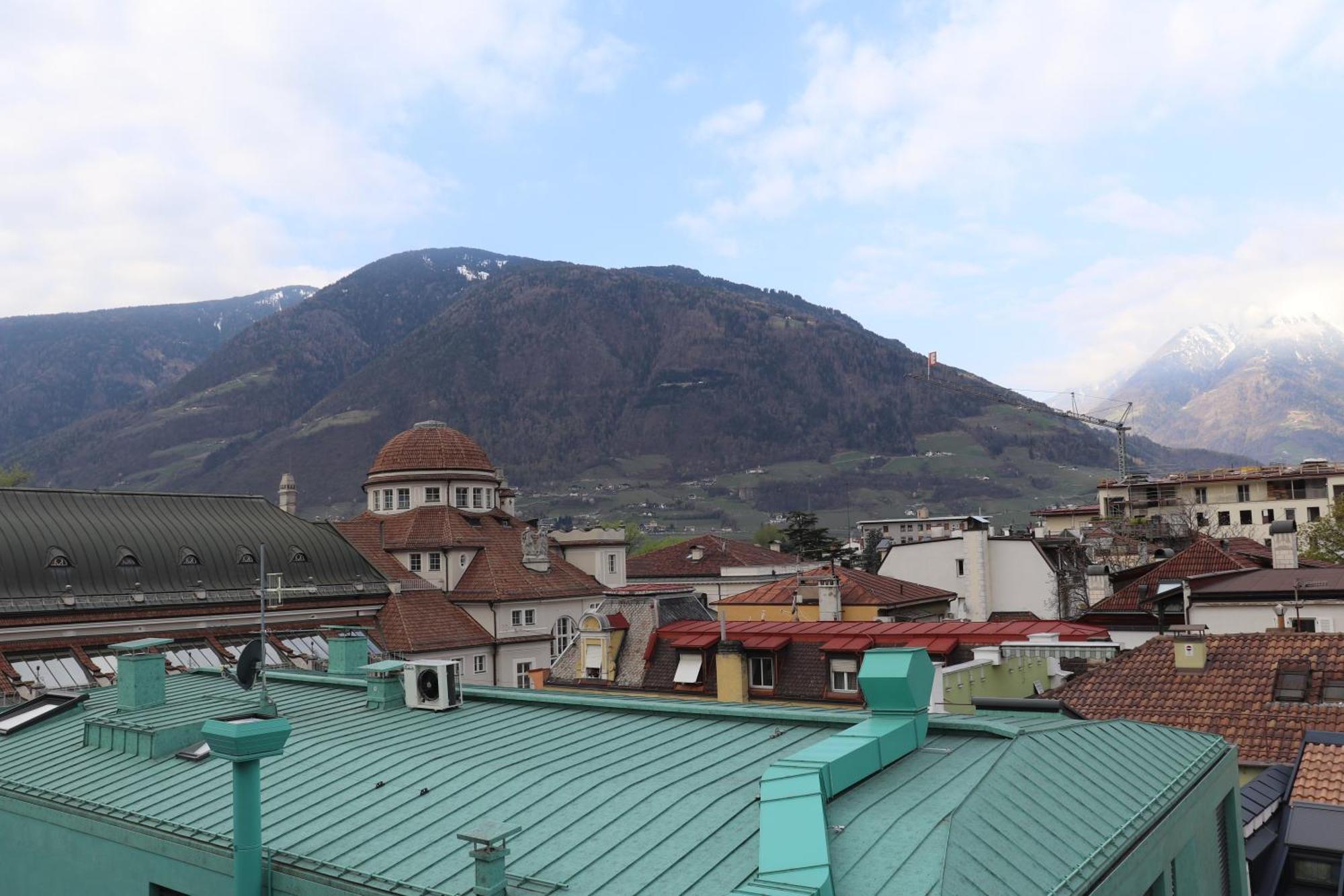 Ausblick Kleinjuwel Mit Panoramablick + Garage Apartment Merano Ngoại thất bức ảnh