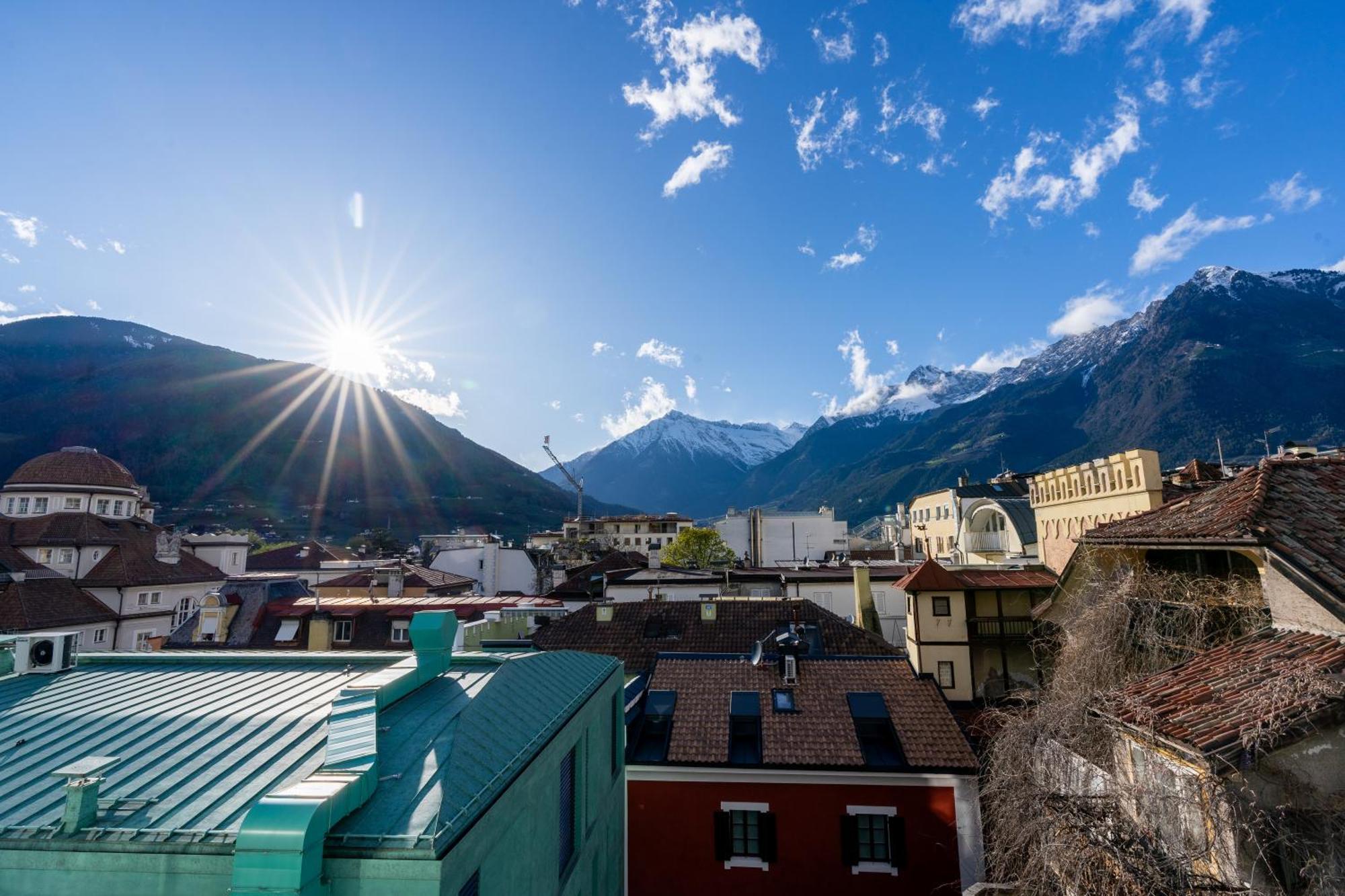 Ausblick Kleinjuwel Mit Panoramablick + Garage Apartment Merano Ngoại thất bức ảnh