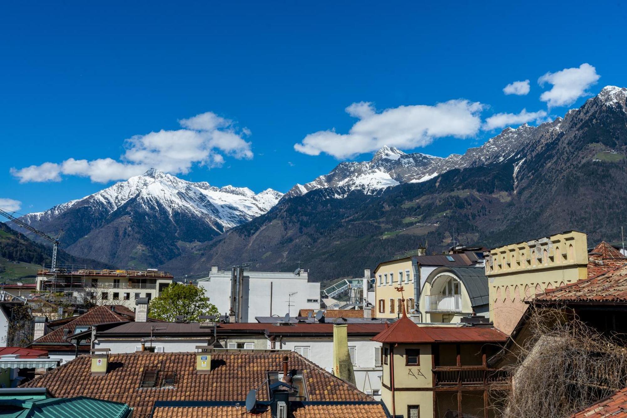 Ausblick Kleinjuwel Mit Panoramablick + Garage Apartment Merano Ngoại thất bức ảnh