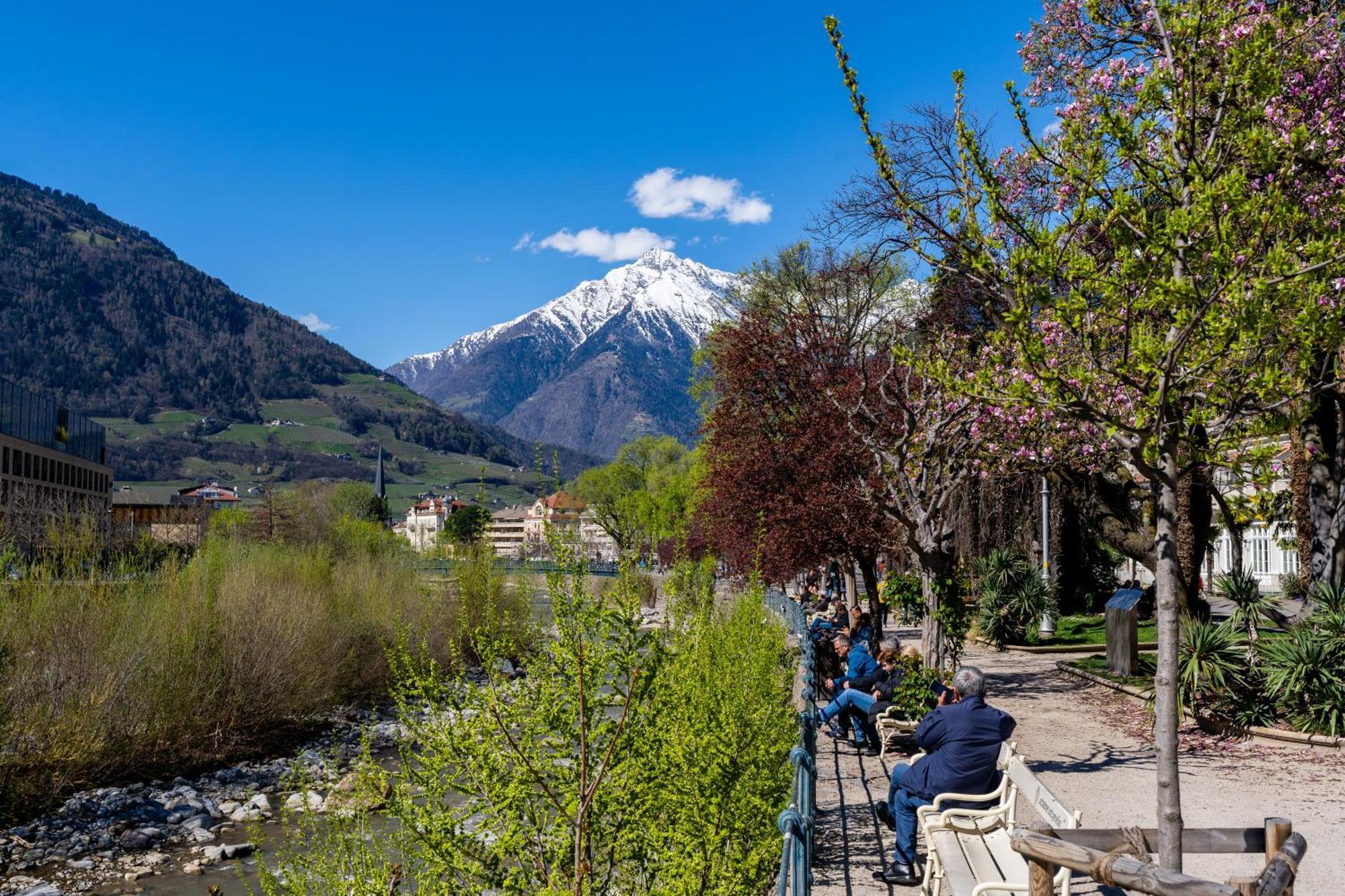 Ausblick Kleinjuwel Mit Panoramablick + Garage Apartment Merano Ngoại thất bức ảnh